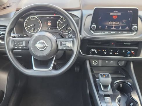 Used 2023 Nissan Rogue S AWD/4WD image 27