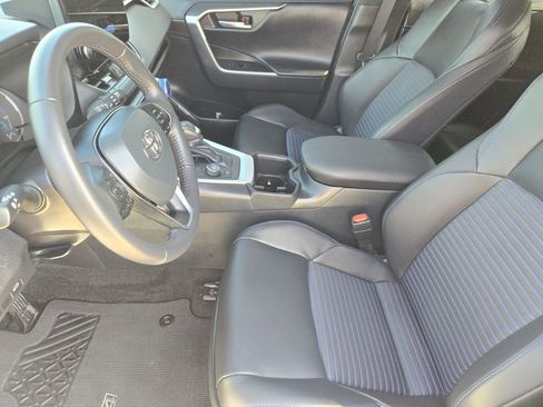 Certified 2025 Toyota RAV4 XSE image 15
