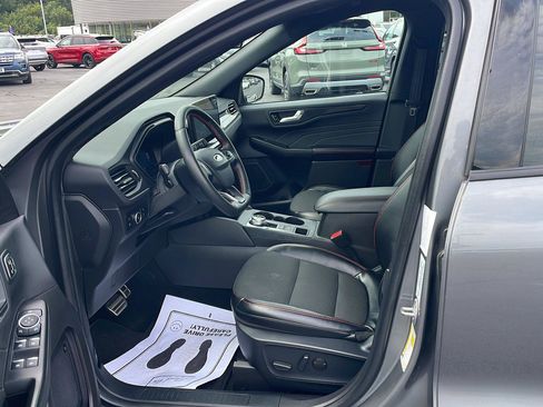 Used 2024 Ford Escape ST-Line Select w/ Tech Pack #2 AWD/4WD image 10