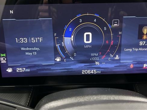 Certified 2025 Chevrolet Equinox LT w/ Safety and Technology Package FWD image 12