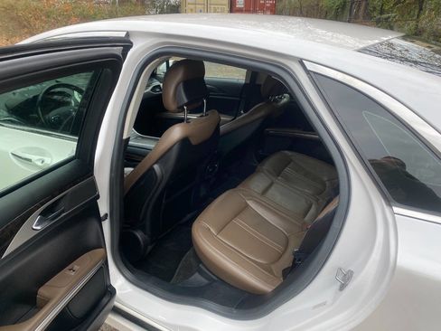 Used 2016 Lincoln MKZ Base 4dr Sedan w/ Equipment Group 200A Select image 43