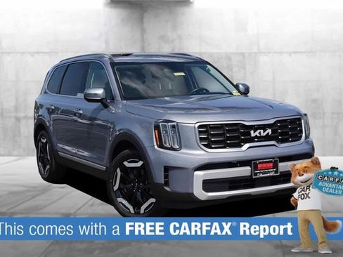 Used 2025 Kia Telluride S FWD image 2