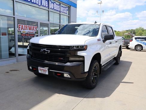 Used 2019 Chevrolet Silverado 1500 LT Trail Boss AWD/4WD image 6