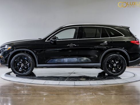 Used 2024 Mercedes-Benz GLC 300 4MATIC image 13