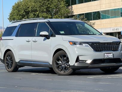 Used 2023 Kia Carnival SX