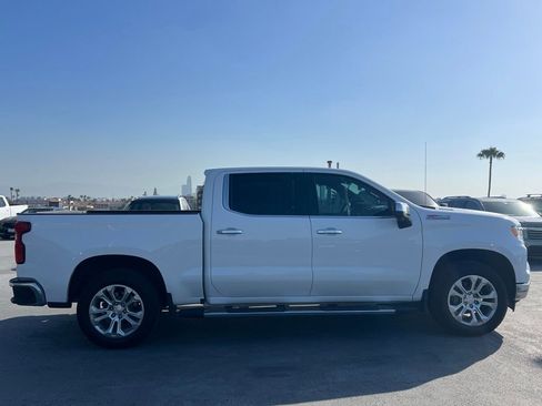 Used 2024 Chevrolet Silverado 1500 LTZ AWD/4WD image 4