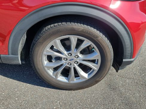 Used 2021 Ford Explorer XLT w/ Equipment Group 202A RWD image 42