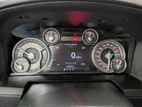 Used 2017 RAM 1500 Limited AWD/4WD image 9