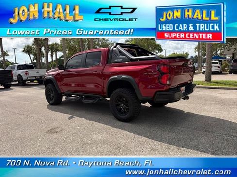 Used 2025 Chevrolet Colorado ZR2 w/ Midnight Edition AWD/4WD image 7
