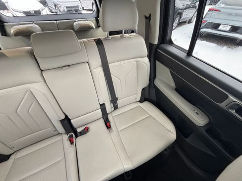 Used 2025 Hyundai Santa Fe SEL image 37