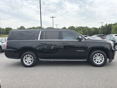 Used 2018 GMC Yukon XL SLT RWD image 6