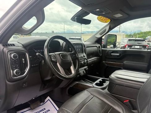 Used 2023 GMC Sierra 2500 Denali w/ Denali Ultimate Package AWD/4WD image 3