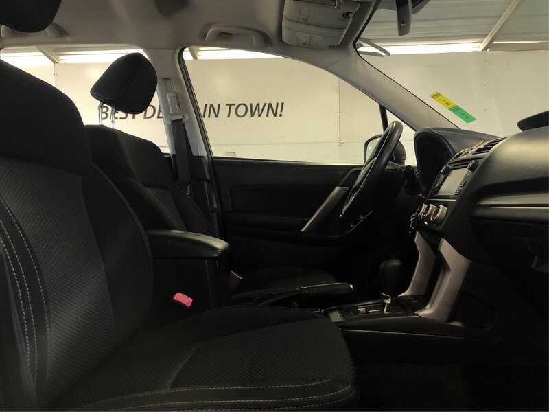 Used 2017 Subaru Forester 2.5i w/ Alloy Wheel Package AWD/4WD image 9
