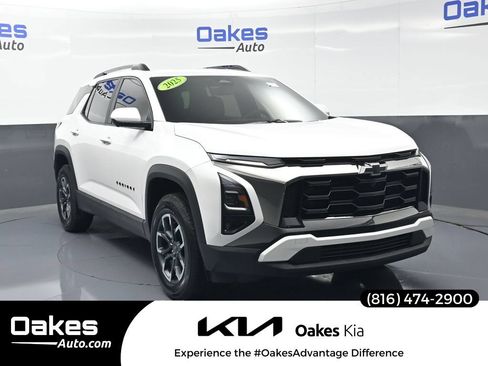Used 2025 Chevrolet Equinox ACTIV w/ Safety and Technology Package FWD image 1