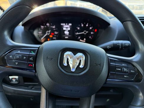 Used 2023 RAM ProMaster 2500 image 20