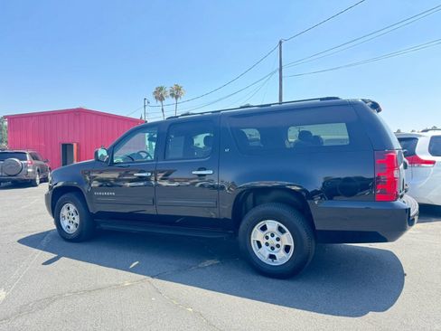 Used 2012 Chevrolet Suburban LT AWD/4WD image 4