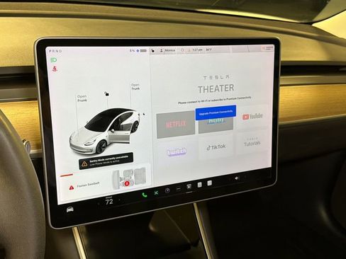 Used 2022 Tesla Model Y Performance image 26