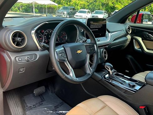 Certified 2023 Chevrolet Blazer Premier w/ Enhanced Convenience Package image 15