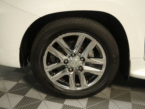 Used 2014 Lexus LX 570 4WD image 10