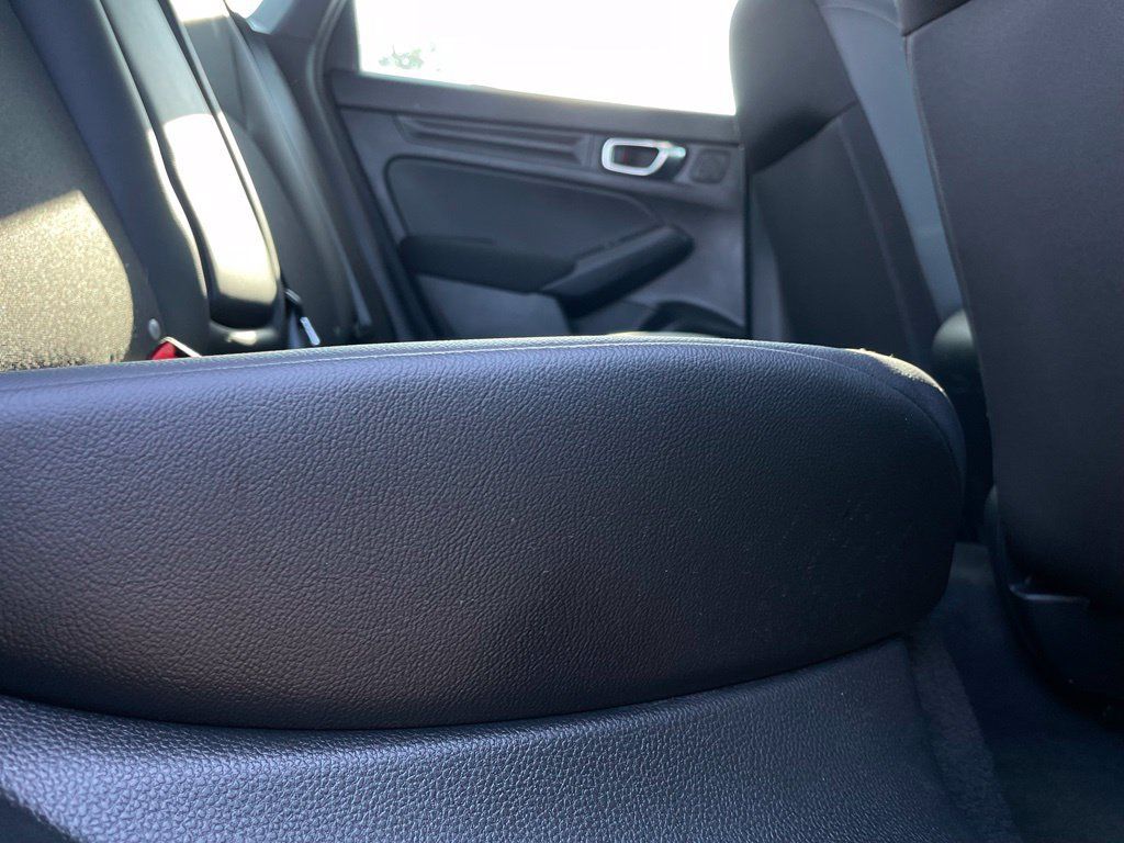 Used 2025 Honda Civic Sport image 35