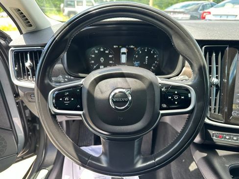 Used 2019 Volvo V90 T5 Cross Country AWD/4WD image 34