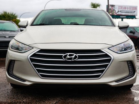 Used 2017 Hyundai Elantra SE w/ SE A/T Tech Package 03 image 17