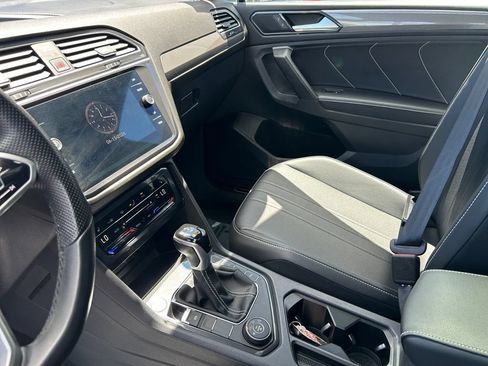Used 2024 Volkswagen Tiguan SE R-Line AWD/4WD image 29