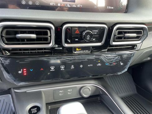 New 2026 Nissan Sentra SR w/ SR Premium Package image 29