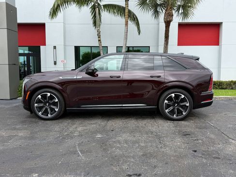 Used 2025 Cadillac Escalade IQ Sport 2 AWD/4WD image 15