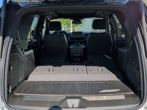 Used 2023 Chevrolet Tahoe RST w/ Luxury Package AWD/4WD image 45