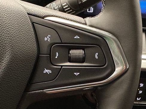 New 2026 Chevrolet Trax LT w/ LT Convenience Package FWD image 11
