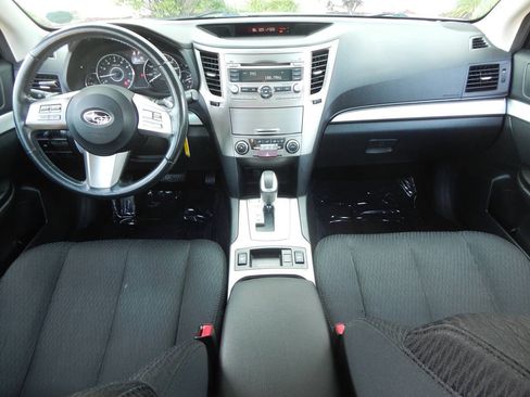 Used 2011 Subaru Legacy 2.5i Premium w/ All-Weather Pkg AWD/4WD image 2