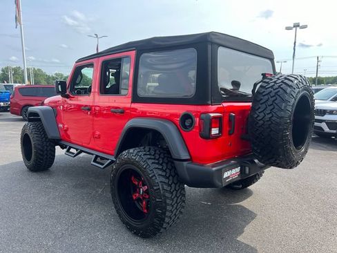 Used 2018 Jeep Wrangler Unlimited Sport S AWD/4WD image 5