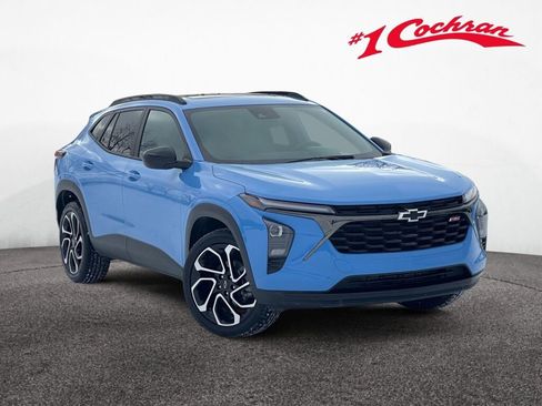 Used 2024 Chevrolet Trax RS w/ Sunroof Package image 1