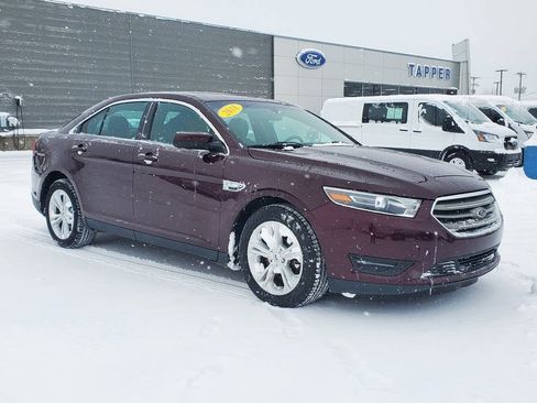 Used 2018 Ford Taurus SEL w/ Equipment Group 201A image 2