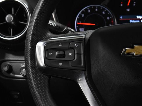 Used 2025 Chevrolet Blazer LT FWD image 7