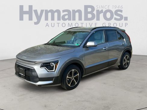 New 2025 Kia Niro EX image 8