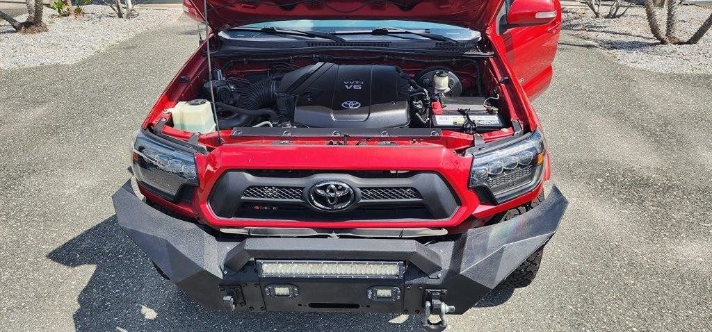 Used 2015 Toyota Tacoma PreRunner w/ TRD Sport Package RWD image 21