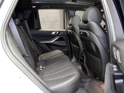 Used 2024 BMW X5 sDrive40i w/ M Sport Package image 47