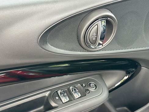 Used 2024 MINI Cooper Clubman S image 18