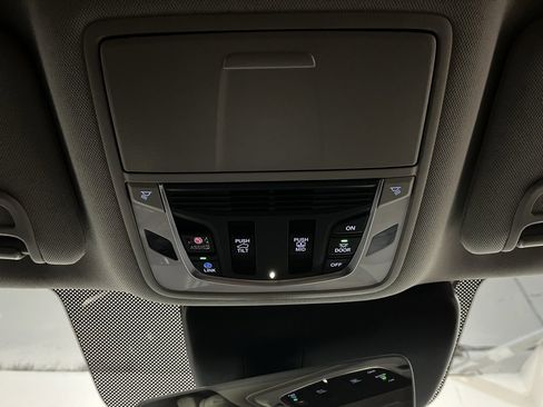 Certified 2024 Acura RDX SH-AWD w/ Advance Package image 8