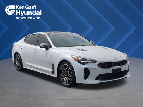 Used 2022 Kia Stinger GT2 RWD image 1