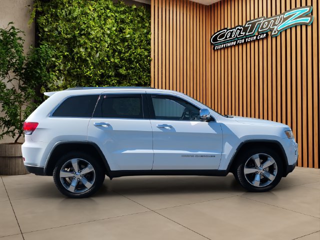 Used 2014 Jeep Grand Cherokee Limited w/ Trailer Tow Group IV AWD/4WD image 3