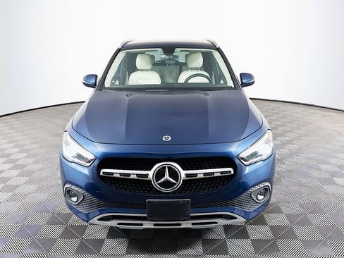 Used 2023 Mercedes-Benz GLA 250 4MATIC w/ Premium Package image 2