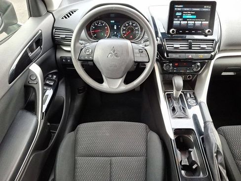Used 2024 Mitsubishi Eclipse Cross LE image 13