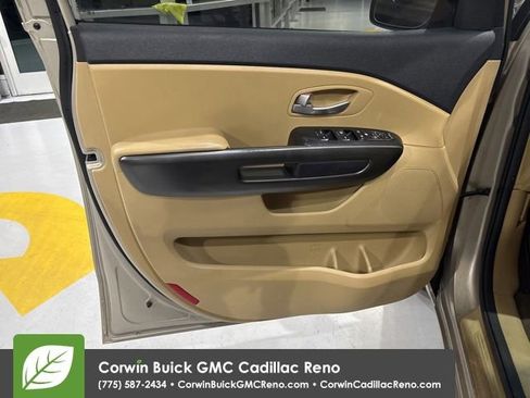 Used 2016 Kia Sedona LX w/ LX Convenience Package image 11