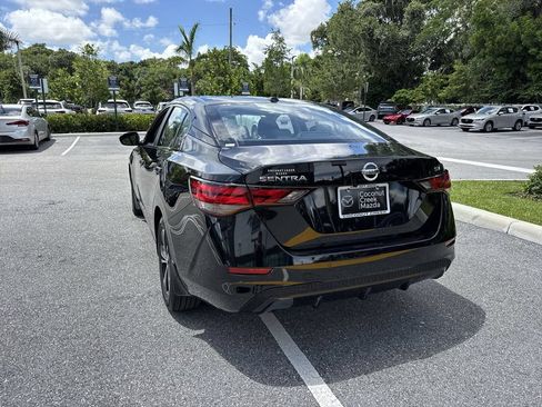 Used 2023 Nissan Sentra SV FWD image 13