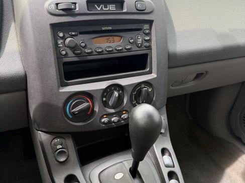 Used 2002 Saturn Vue AWD V6 image 18