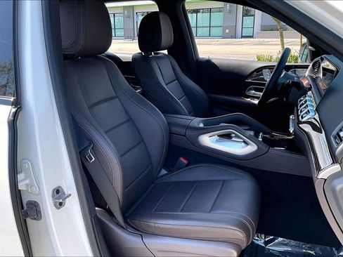 Used 2022 Mercedes-Benz GLE 350 w/ AMG Line Exterior image 9