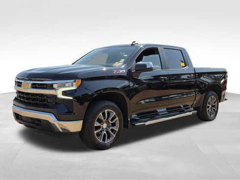 Used 2023 Chevrolet Silverado 1500 LT AWD/4WD image 29